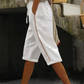 Pantalones capri de verano para mujer con detalles de encaje calado