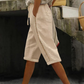 Pantalones capri de verano para mujer con detalles de encaje calado