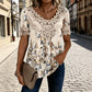 Camiseta de mujer con cuello redondo y ribete de encaje