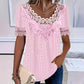 Camiseta de mujer con cuello redondo y ribete de encaje
