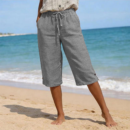 Pantalones cortos informales de mujer con detalle de botones