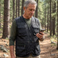Chaleco de pesca para hombre con múltiples bolsillos para actividades al aire libre.
